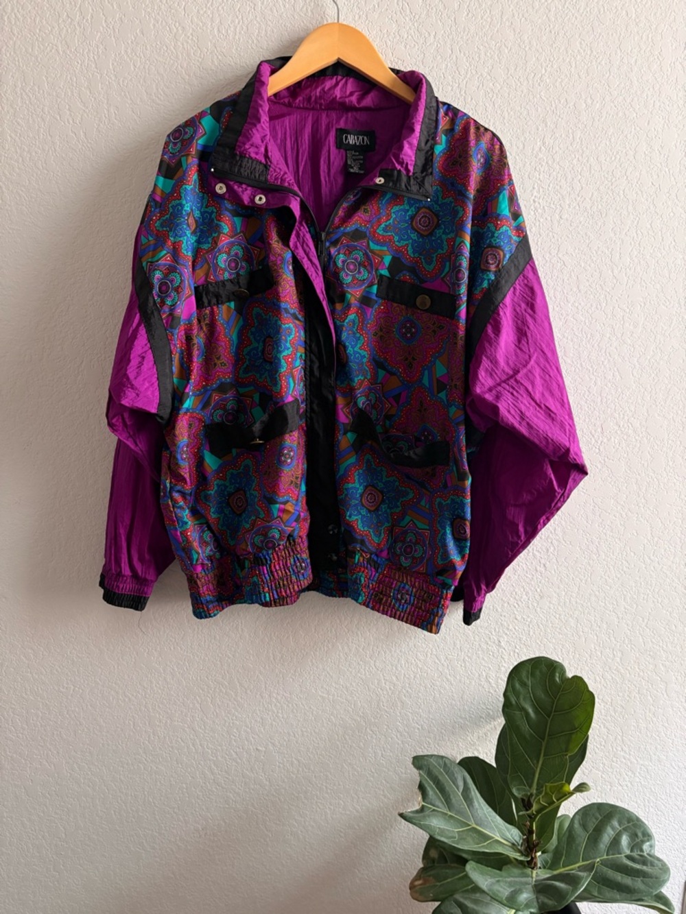 Unisex Vintage Cabazon 80s 90s Colorful purple geo graphic art windbreaker XL